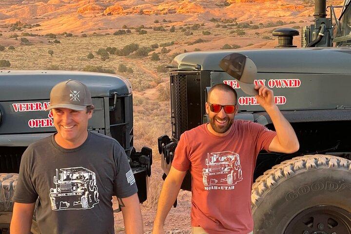 Emocionante e panorâmico passeio guiado off-road pelo sertão de Moab!!!