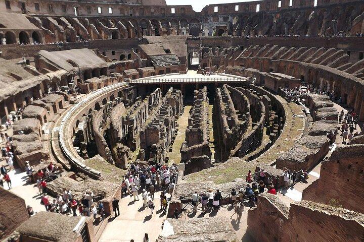 Tour Hop-on Hop-off di Roma con Colosseo