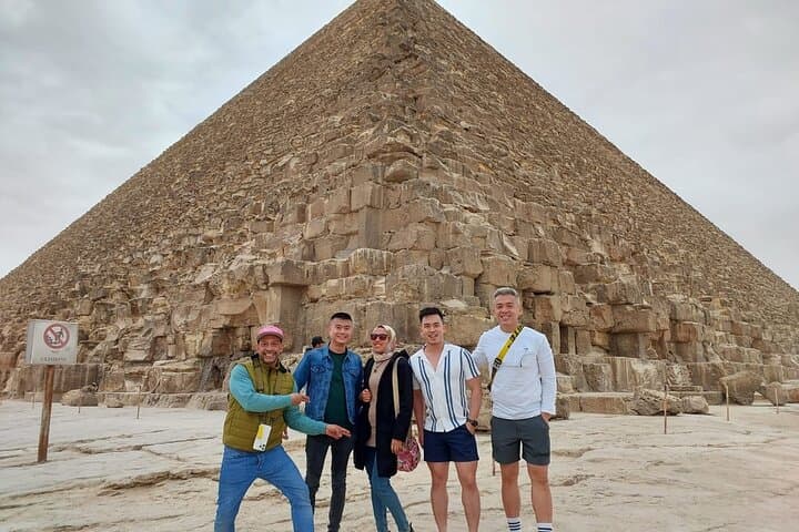 Cairo Airport Layover Tour Giza Pyramids & Grand Egyptian Museum