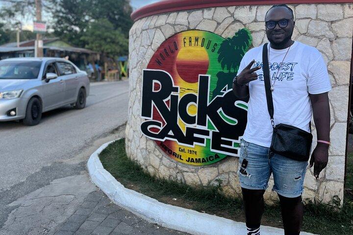 Seven Mile Beach en Ricks Cafe in Negril van Grand Palladium