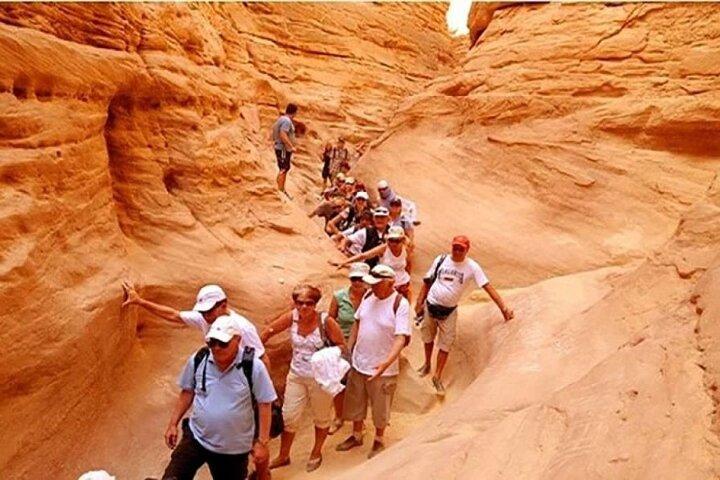 Canyon Salama Jeep Safari und Dahab Schnorcheln