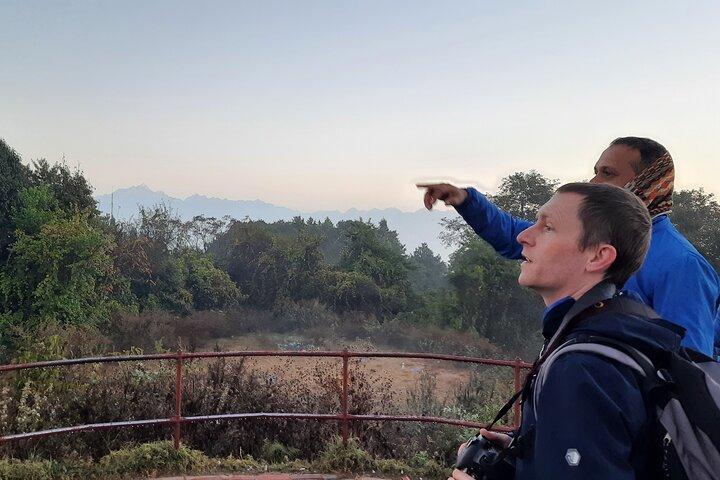 Nagarkot Sunrise and Changunarayan Day Hike Excursão de um dia saindo de Katmandu