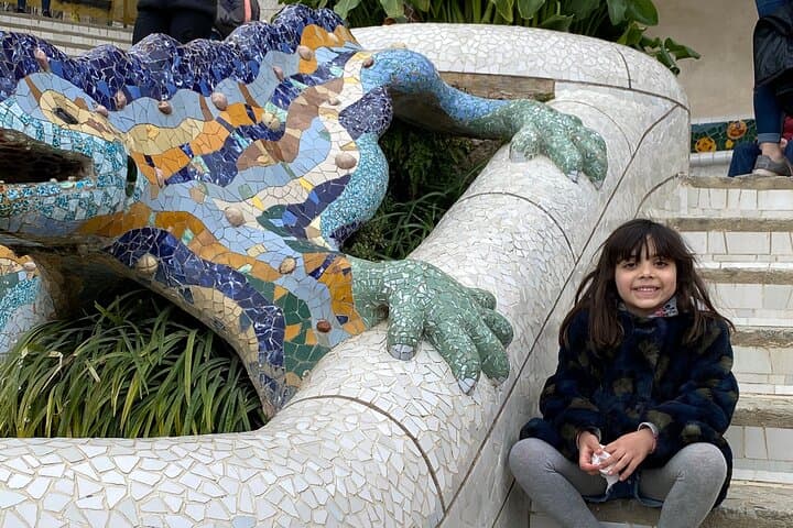 Best Gaudi Private Tour with Sagrada Familia & Park Guell in BCN