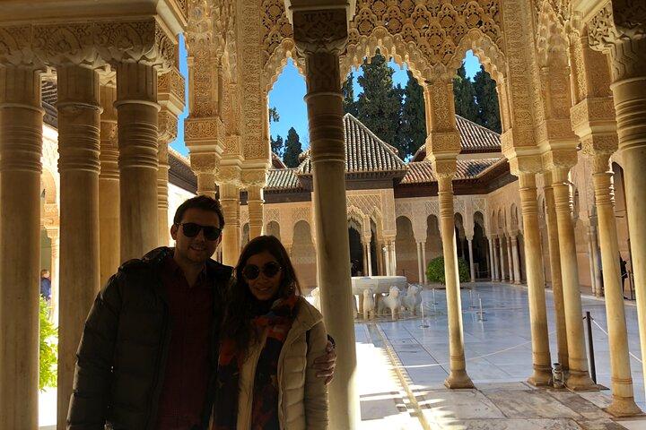 Visita à Alhambra com guia oficial privado em Granada