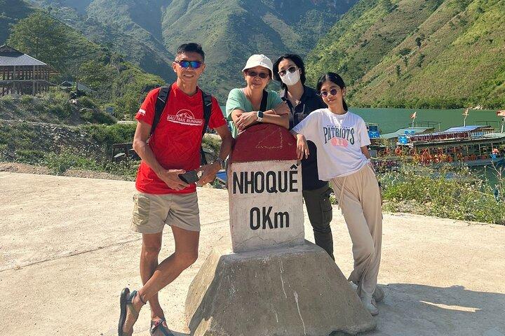 Privéautotocht van 2 dagen in Ha Giang Loop en Dong Van Kast-plateau