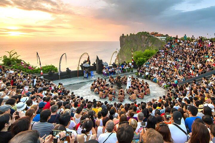 Bali Sport acquatici, Spa, Tempio di Uluwatu, Kecak Dance Tour