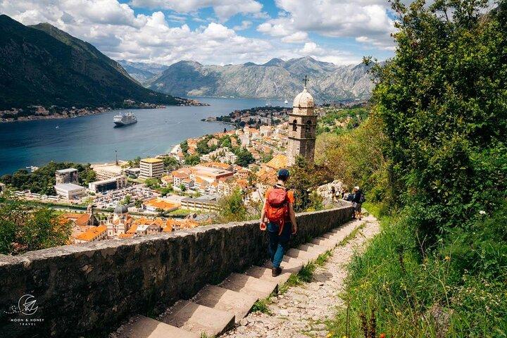 Flexibel anpassad rundtur i Kotor Gamla stan & Bay/W Licensierad lokal guide