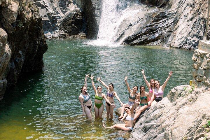 Cascata nella giungla di Puerto Vallarta