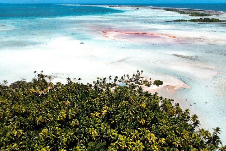 Lagon Bleu - PRIVATE ISLAND Pink sand beach and wildlife reserve