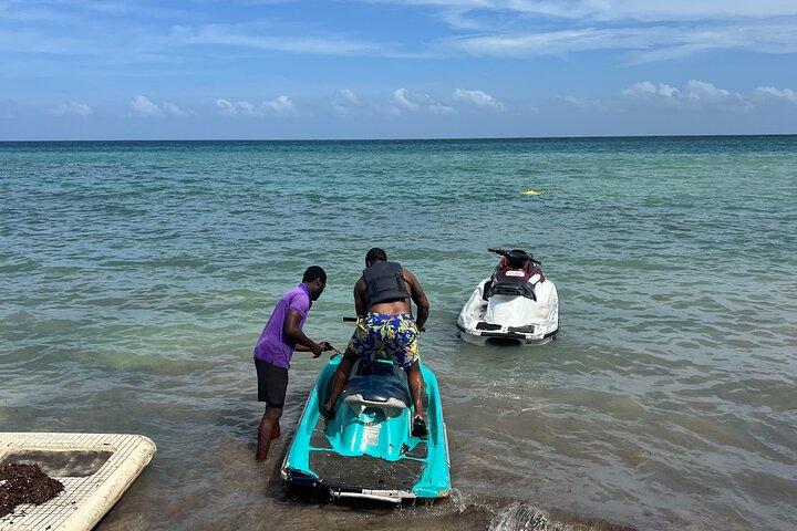 Privater Jetski in Montego Bay, Parasailing und Wasseraktivitäten
