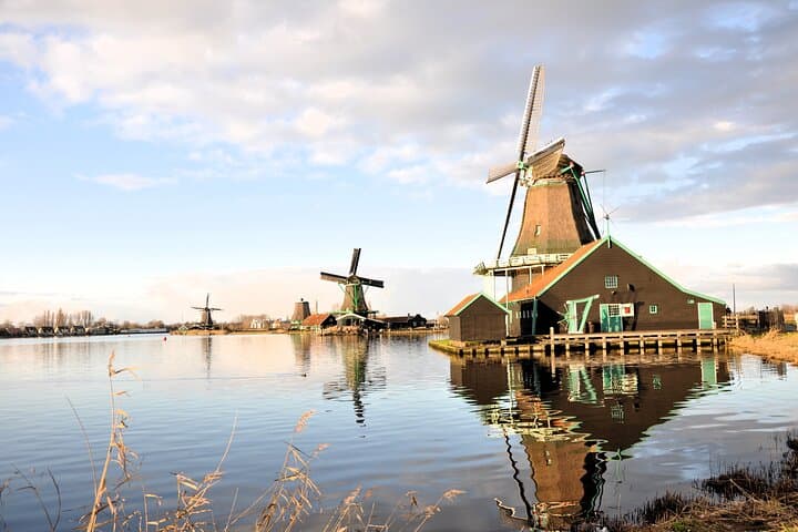 Private Tour to Zaanse Schans, Volendam, and Marken