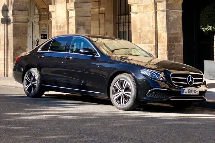 Private Transfer from Paris Train Stations to Hotels