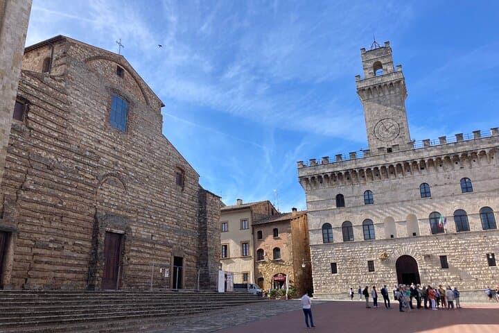 From Rome to Florence with a stop in Montepulciano