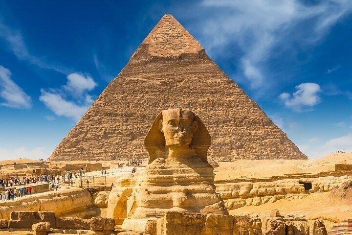 Private Cairo Tour: Pyramids, Sphinx, Museum & Bazaar