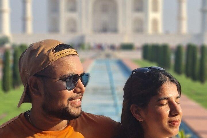 Taj mahal Tour with Taj Entry Ticket and Guide