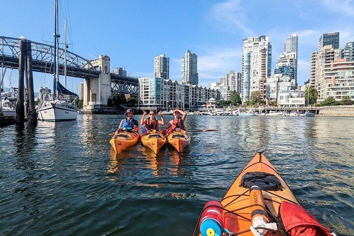 Granville Island Vancouver Kayak Tour com café e lanches (3h)
