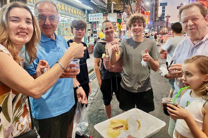 バンコクトゥクトゥクツアー-ホテル送迎&ディナー