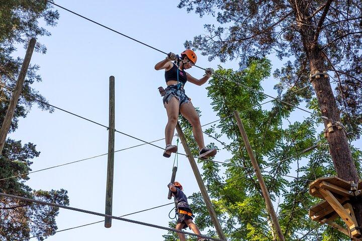 Zipline og arborisme uden linjer i 1 dag på bredden af Mendoza-floden