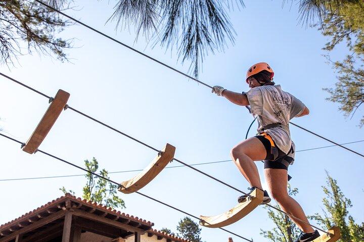 Zipline og arborisme uden linjer i 1 dag på bredden af Mendoza-floden