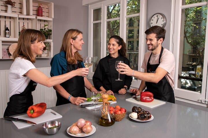 Paella Class & Bottomless Wine: Las Ramblas Views