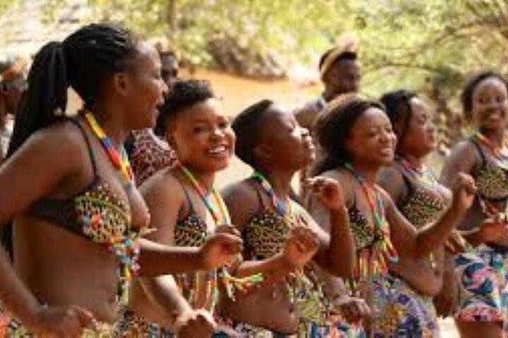 Lesedi Cultural Village tour con spettacolo di danza