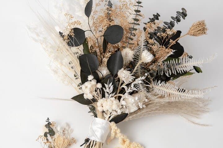 Paris 1e: 3 Hour Wedding Bouquet Private Workshop