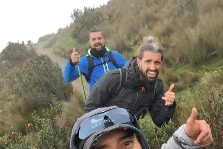 Caminata a la Cumbre Ruco Pichincha