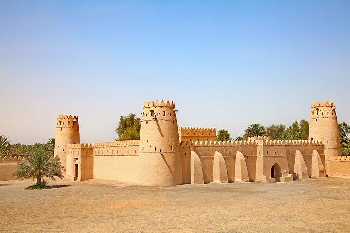 Oplev Old Dubai: Privat halvdagstur i Souks & Creek