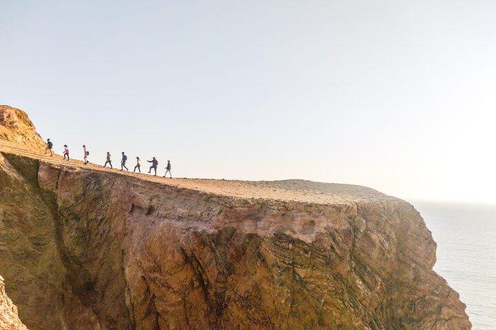 Golden Shadows Ekspedition Trekking Paracas National Reserve