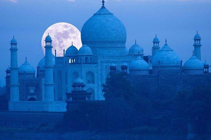 Visit to Taj Mahal under Moon Light - Special Night Tour