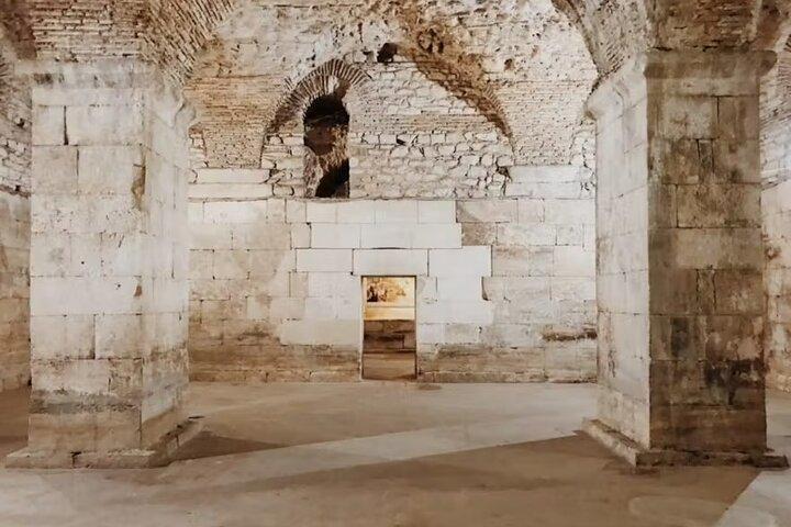 Privat Split Old City Diocletian Palace Evening Tour