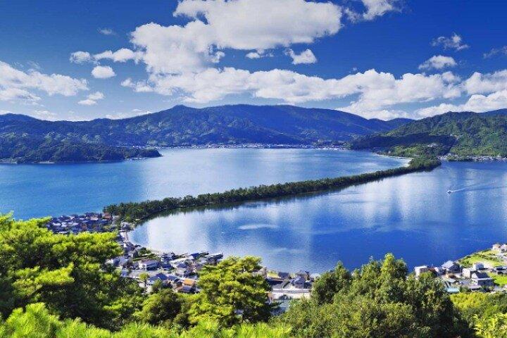 Tour privado en charter por Osaka Rutas Miyama, Amanohashidate y Uji