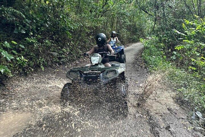 VTT Ocho Rios, équitation, rivière Dunn et rafting en bambou
