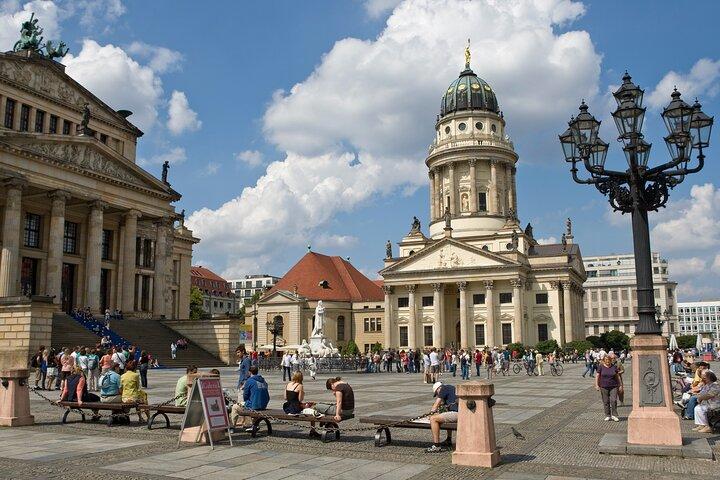 Tour por la ciudad de la metrópolis de la moda en Berlín