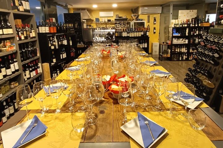 Taste of Lake Como: 4 Wines Paired with Local Cheese Charcuterie