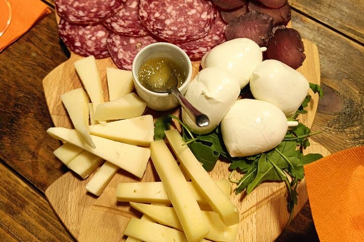 Taste of Lake Como: 4 Wines Paired with Local Cheese Charcuterie