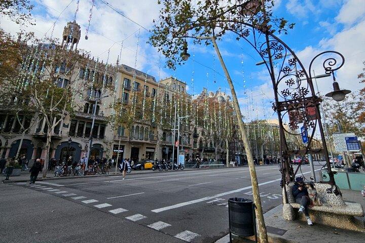 Self Guided Tour of Modernist Barcelona Art and Architecture