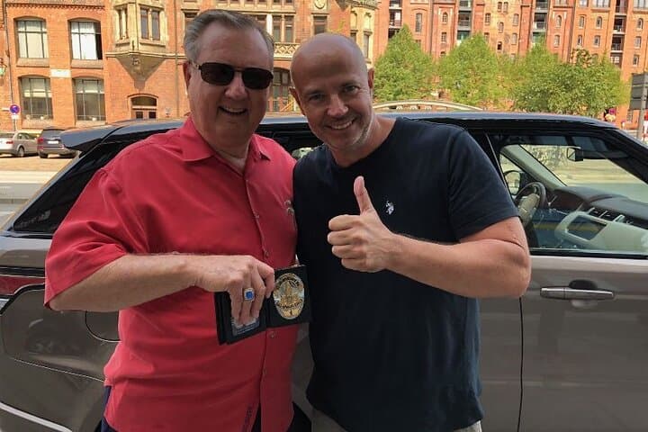 Your private 3-hour Hamburg driving tour with a former policeman