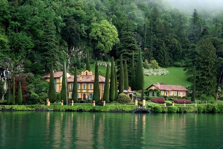 Lake Como Private Boat Tour 2h. Como - Villa Balbianello & more
