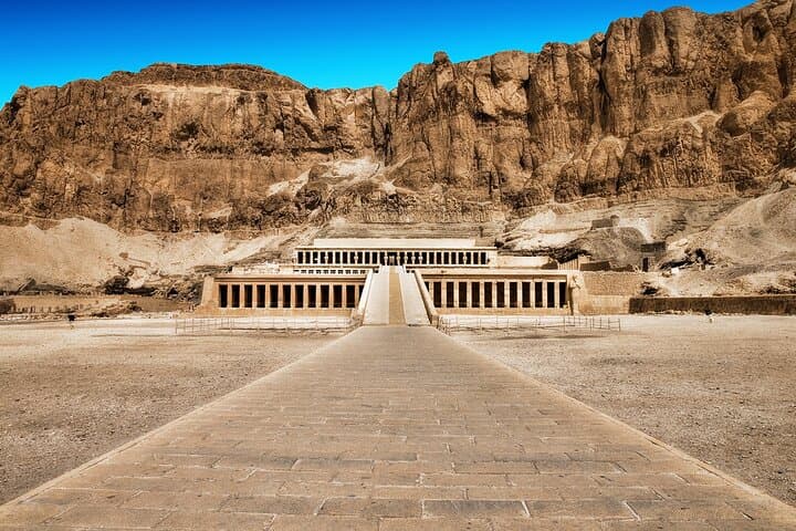 Luxor Tours: Habu Temple & Valley of Workers and Queens