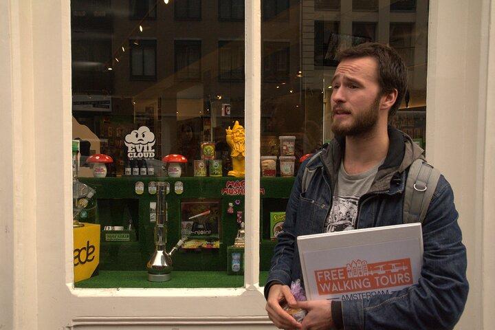 Alternative Tour Amsterdam | Drugs Story, Street Art & More