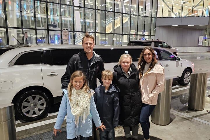 NYC Limousine Tour (New York "NYC Limo Tour" Limo, SUV Or Van )