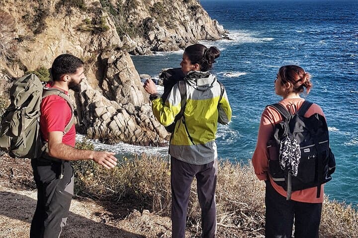 Discovering Costa Brava Coastline Tour in Tossa de Mar