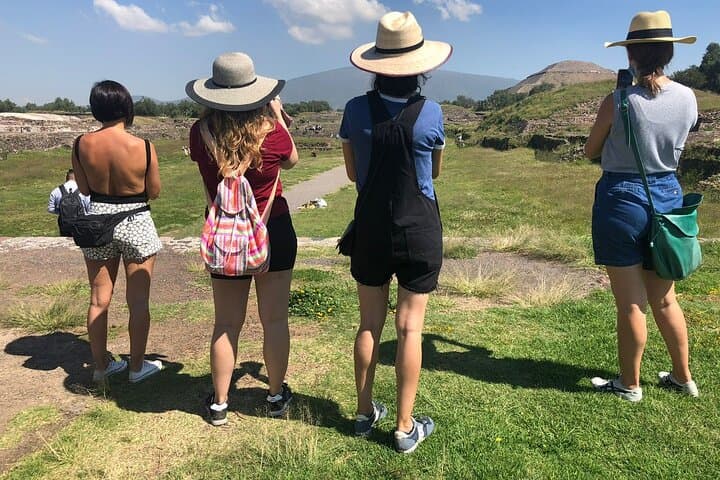 Private Sunrise Balloon for 2 - Teotihuacan Pyramids Experience