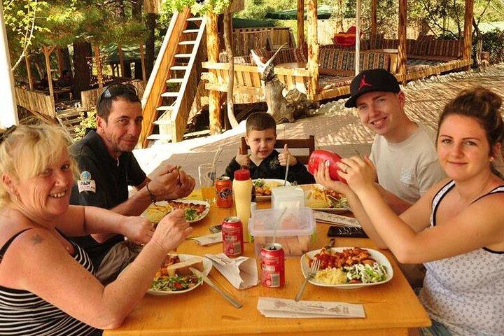 Fethiye-Jeep-Safari-Tour mit Mittagessen