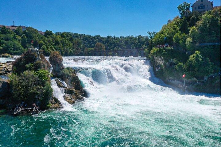 Lucerna: tour in auto privata alle cascate del Reno, Titisee e Foresta Nera