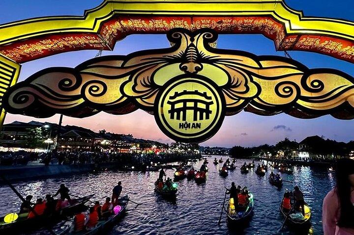 Monkey Mountain-Marble Mountain-Hoi An City-Marché nocturne-Bateau