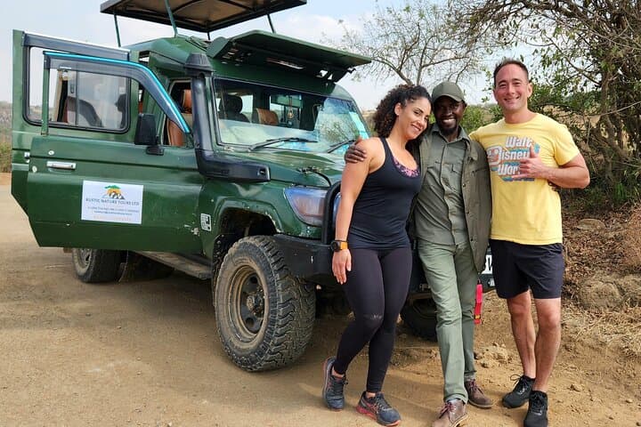 Nairobi National Park, Elephant Orphanage and Giraffe Center Tour