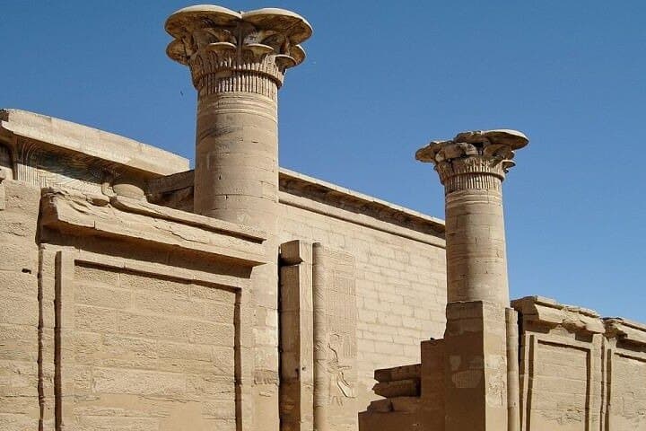 Deir El Medina, Habu Temple Shared Tour from Luxor with Lunch