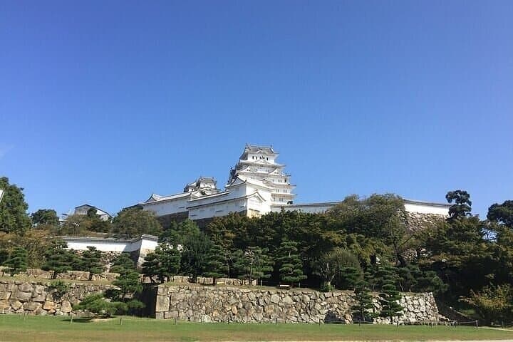 Half-Day Private Guided Tour to Himeji Castle